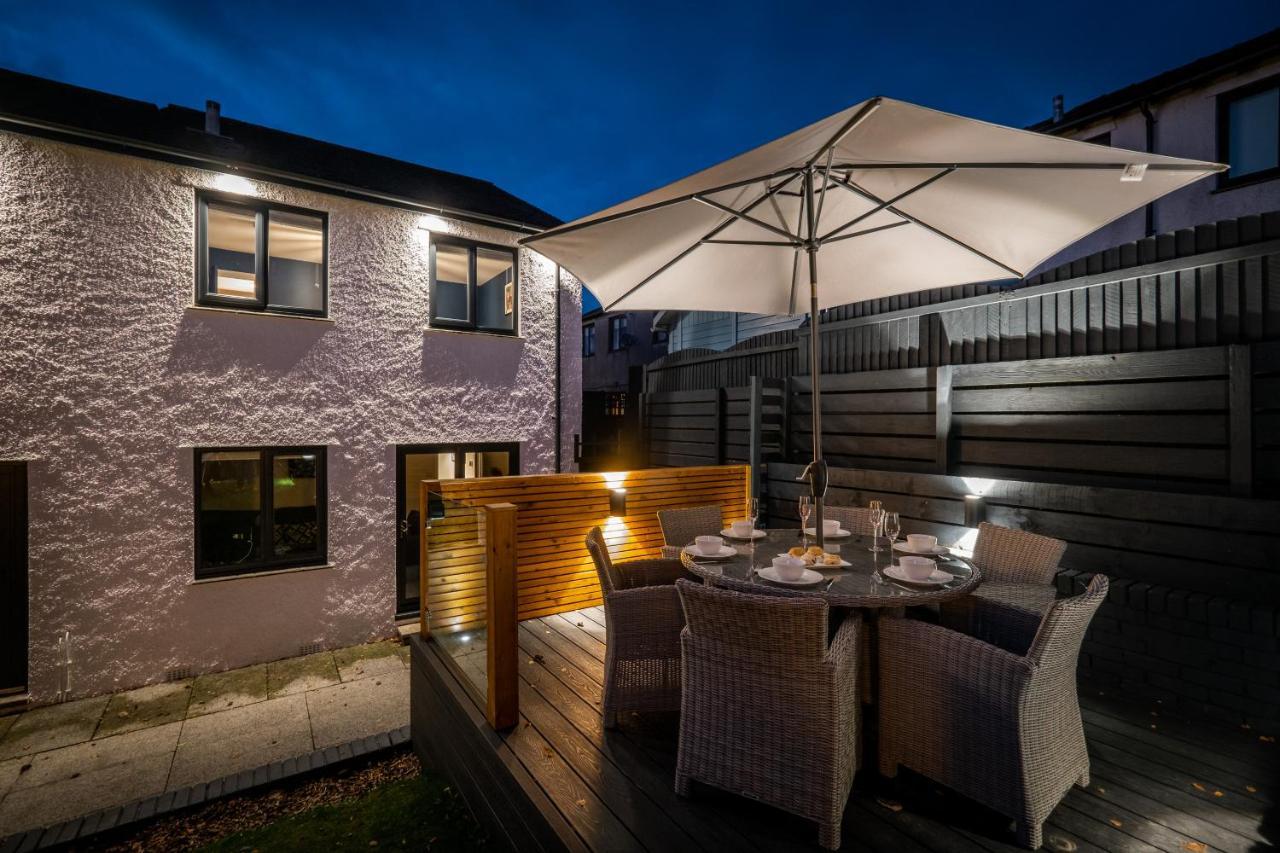 Rockside - Luxury 1 Bedroom Home With Hot Tub, Central Location, Parking And Pet Friendly Windermere Εξωτερικό φωτογραφία