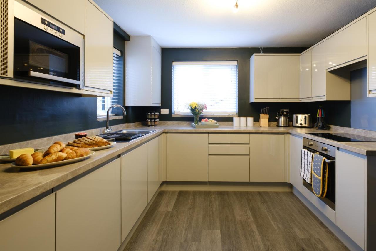 Rockside - Luxury 1 Bedroom Home With Hot Tub, Central Location, Parking And Pet Friendly Windermere Εξωτερικό φωτογραφία